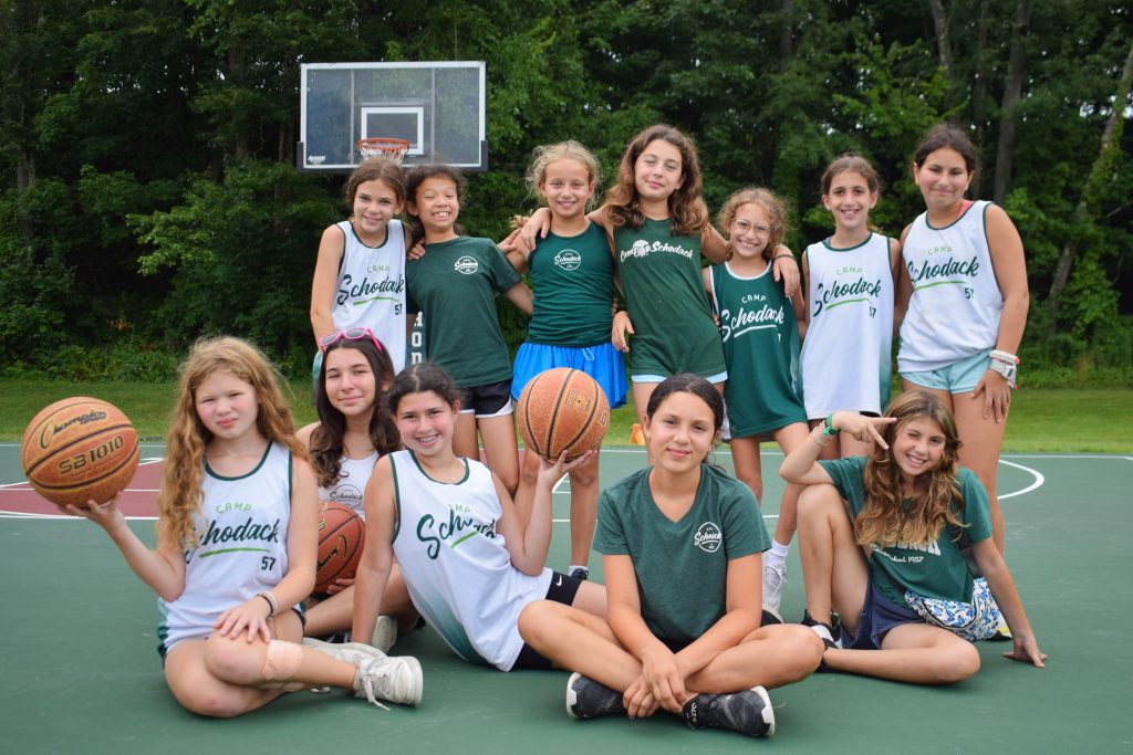 Larch Girls EDIT